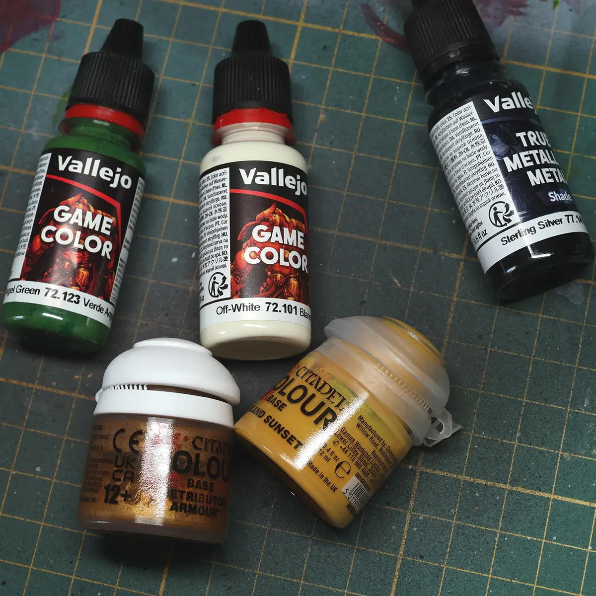 ozart-atelier-peinture-figurines-warhammer-bayonne-vallejo-citadel