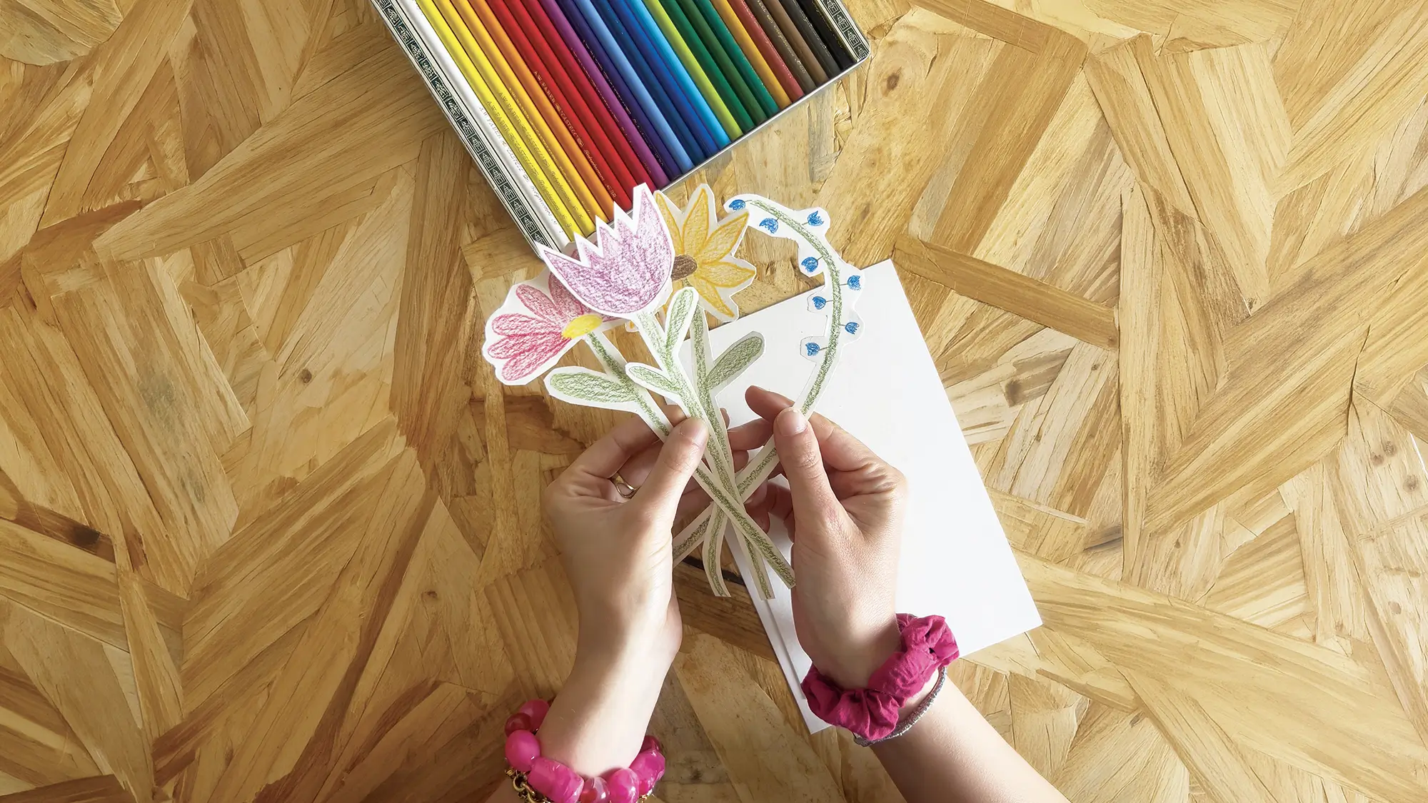 ozart-tuto-fete-parents-maitresse-fleurs-papier